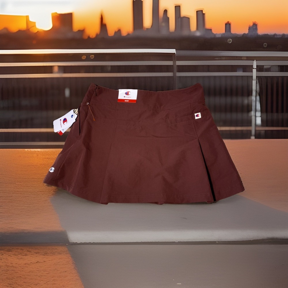 Champion Women's Athletic Skort Medium Ruby‎ Size 12 with Pockets